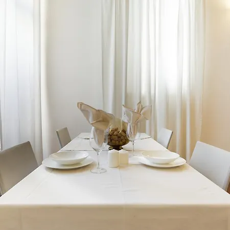 Апартаменты Padova White Flat *
