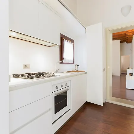 Апартаменты Padova White Flat