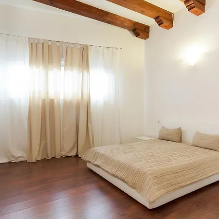 Апартаменты Padova White Flat
